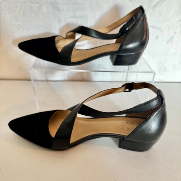 Naturalizer Women's Black Blakely Sandals Size 8.5 Ankle Strap 1" Block Heel Buc - Picture 2 of 13